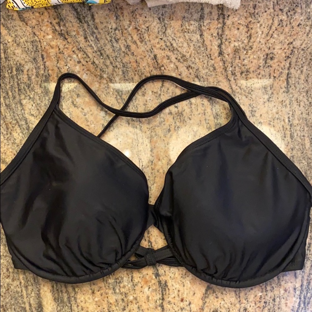 Bikini top.